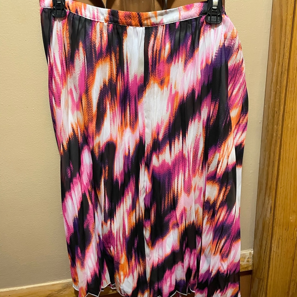Skirt TAGGED